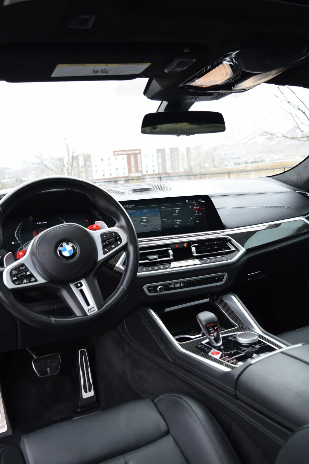 2023 BMW XM6 interior elite detail, photo 2